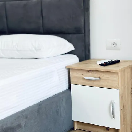 Ledio Gasthuis Përmet